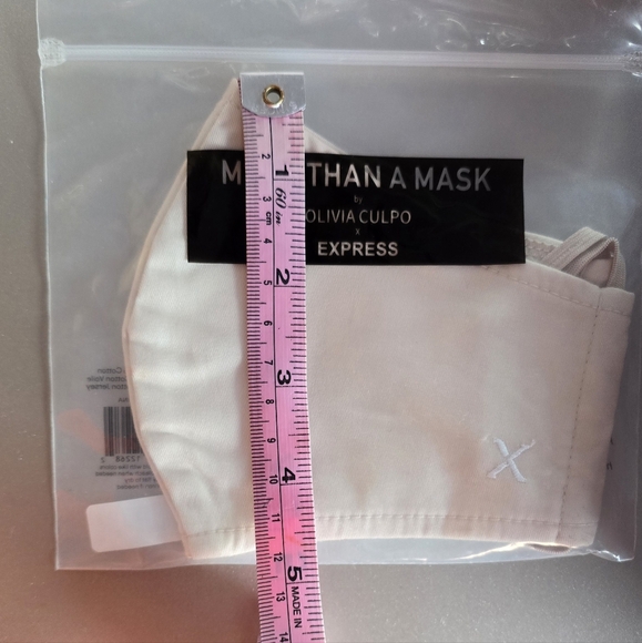 Face masks - Picture 5 of 6